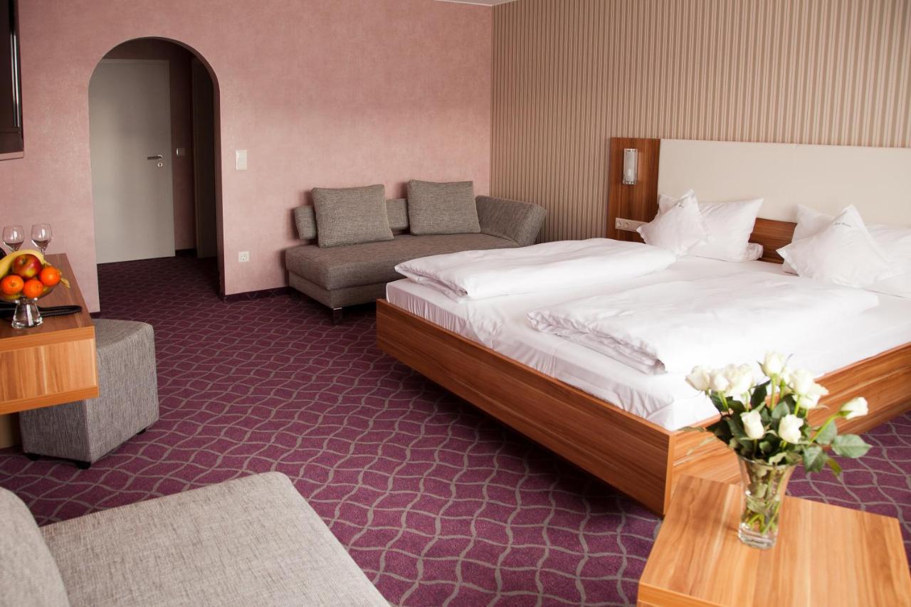 Hotel Zur Krone Beilngries Extérieur photo